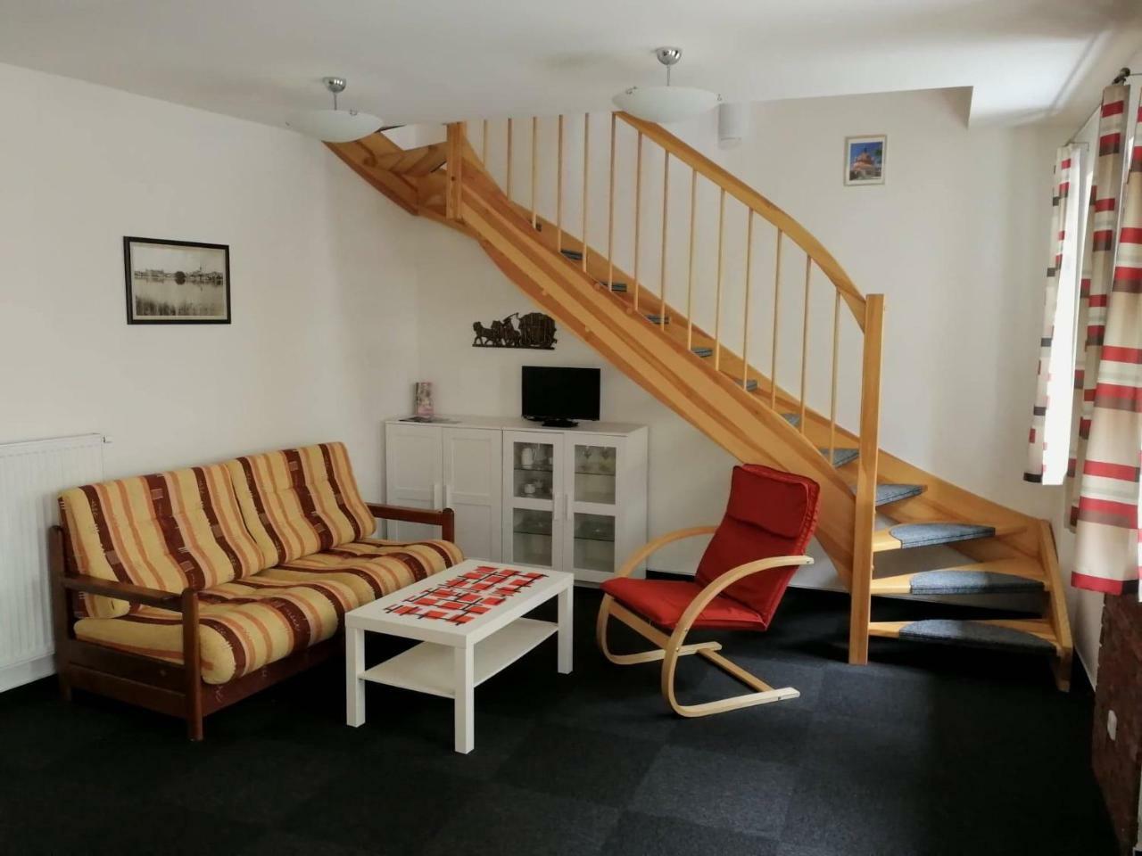 Apartman U Hippolyta Йиндржихув-Градец Экстерьер фото